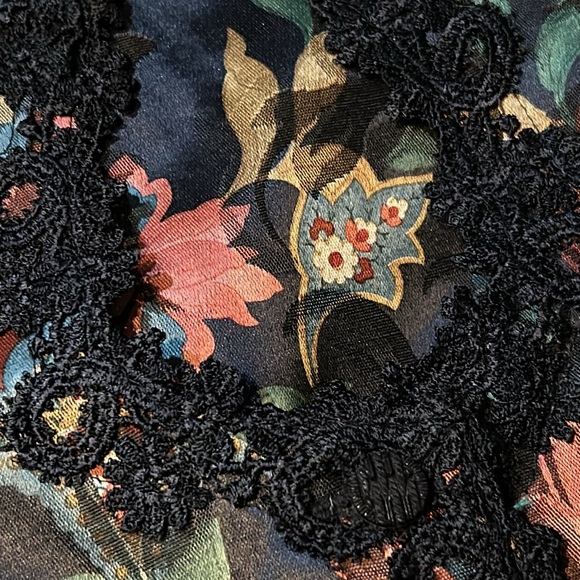 Vintage Nah Nah Collection light silky dark floral jacket blazer lace trim - Picture 3 of 8